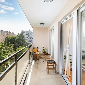 https://apartment-sunny-aura-pula.pula-hotels.org