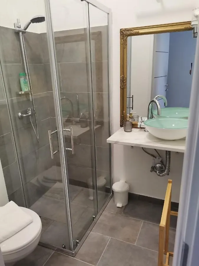 דירה פולה Elin'S Rooms In Center